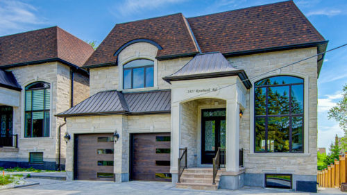 luxury town homes in pickering
