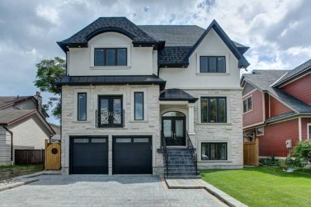 Luxury-Homes-Builder Toynevale1