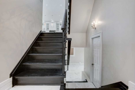 Luxury-Homes-Builder Toynevale44