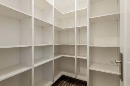 701 Victory Dr Pickering ON-print-016-14-VictoryDrPickeringHighRes16-4200x2800-300dpi