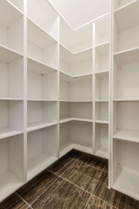 701 Victory Dr Pickering ON-print-017-1-VictoryDrPickeringHighRes17-2800x4200-300dpi