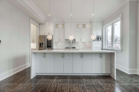 701 Victory Dr Pickering ON-print-025-29-VictoryDrPickeringHighRes25-4200x2800-300dpi