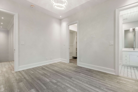 701 Victory Dr Pickering ON-print-045-67-VictoryDrPickeringHighRes45-4200x2800-300dpi