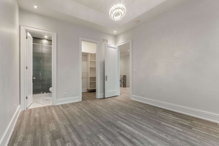 701 Victory Dr Pickering ON-print-051-46-VictoryDrPickeringHighRes51-4200x2800-300dpi