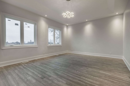 701 Victory Dr Pickering ON-print-057-75-VictoryDrPickeringHighRes57-4200x2800-300dpi