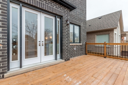 701 Victory Dr Pickering ON-print-076-71-VictoryDrPickeringHighRes76-4200x2800-300dpi